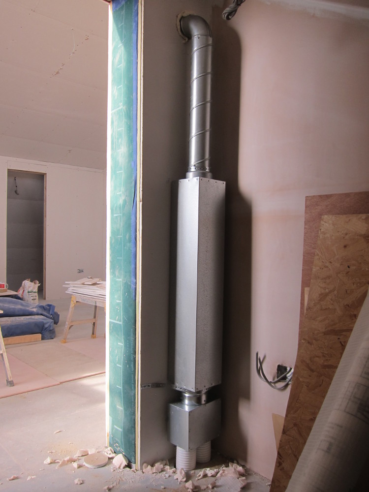 Silencer on ventilation outlet into Home Office