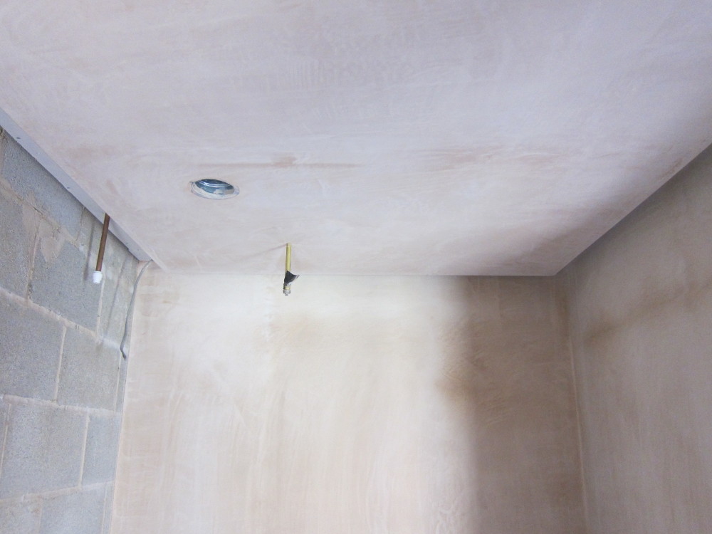 Finished dropped ceiling in Bedroom 2 En-Suite